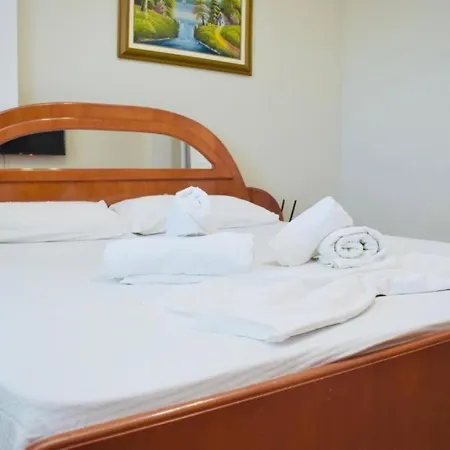 Chic At Oazi House Apartament Wlora