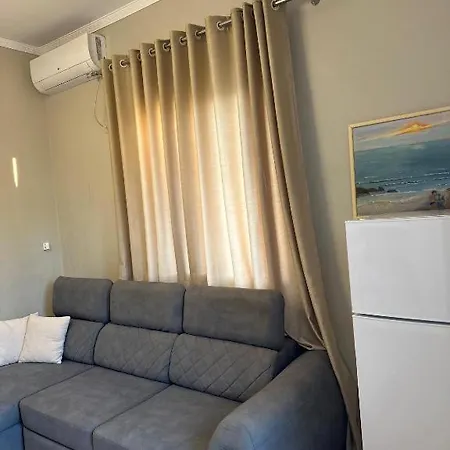 Chic At Oazi House * Vlorë